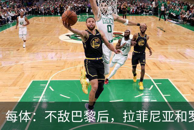 每体：不敌巴黎后，拉菲尼亚和罗德里都在巴萨更衣室发表了讲话